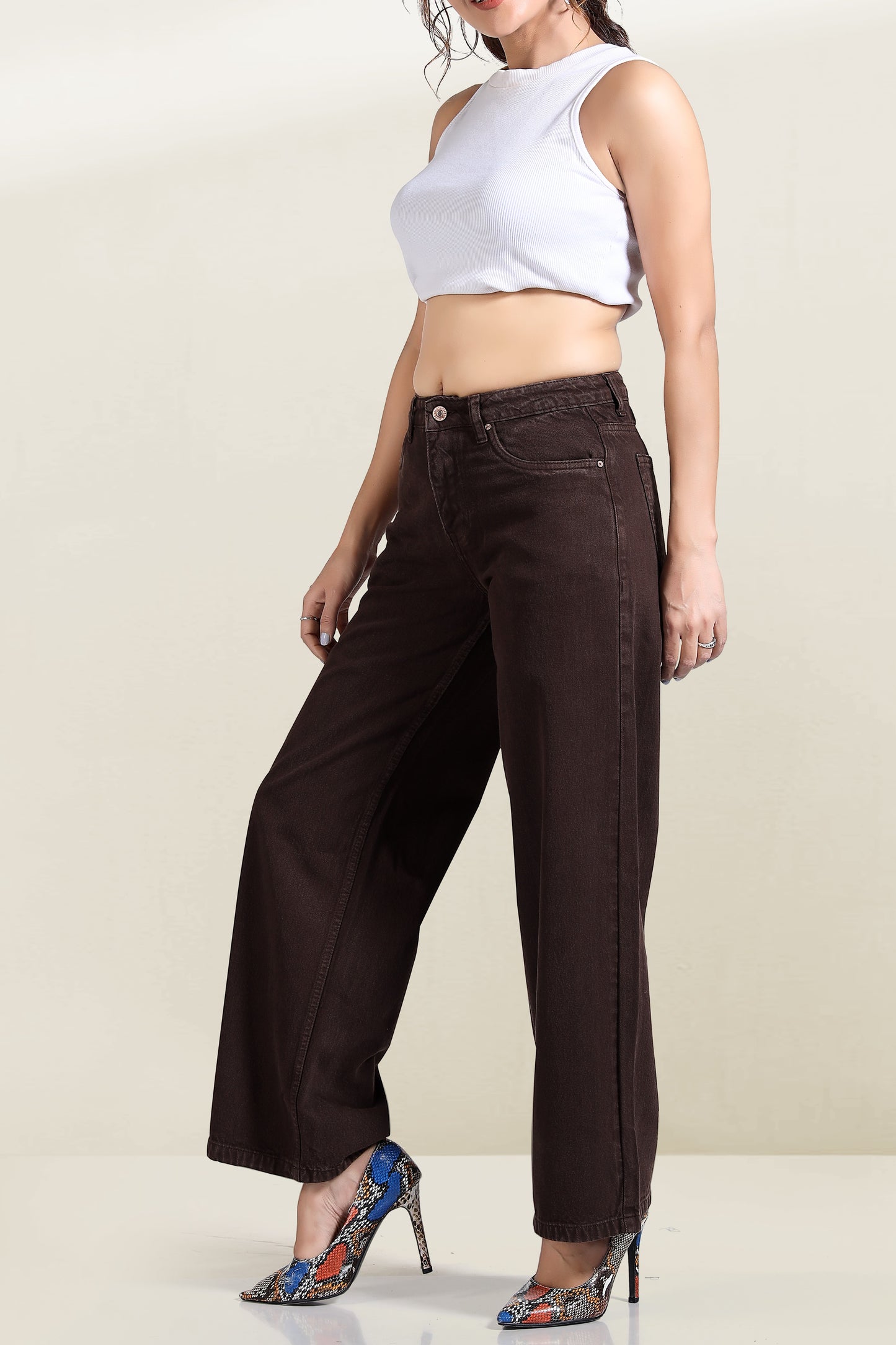 Clothmaker Women's Coffee Brown Wide-Leg Denim Jeans, High-Waisted Non-Stretchable Denim, Trendy Casual Wear for Women, Relaxed Fit 1057