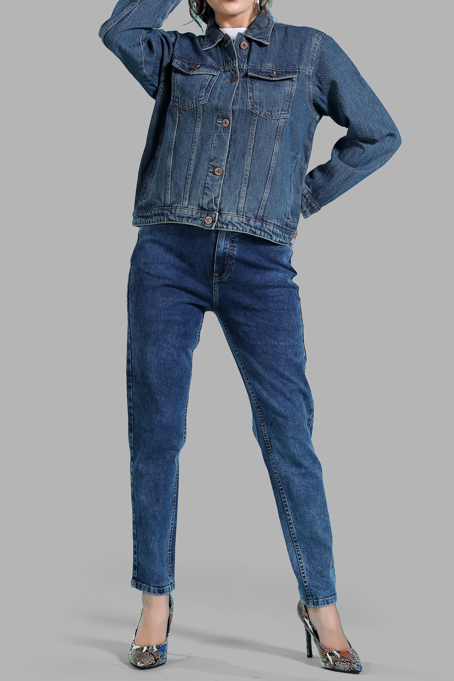 Clothmaker Women's Tinted Blue Denim Jacket - Non-Stretchable Classic Design, Stylish Outerwear for Everyday Casual Look, Durable Fabric, Perfect Fit 2004